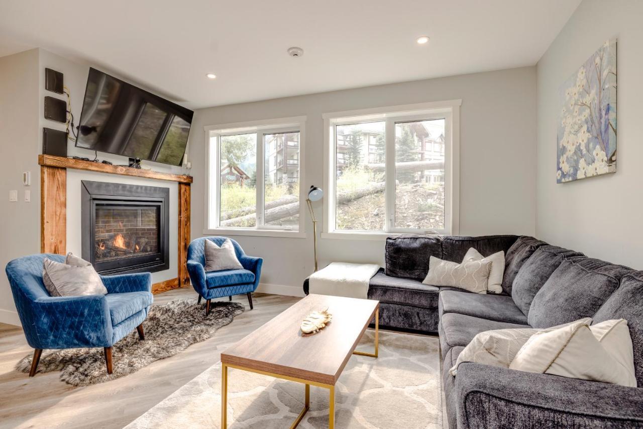Ski In Ski Out With Huge Game Room And Hot Tub Fernie Exteriér fotografie