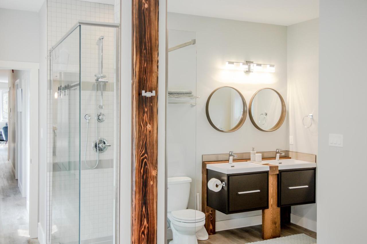 Ski In Ski Out With Huge Game Room And Hot Tub Fernie Exteriér fotografie